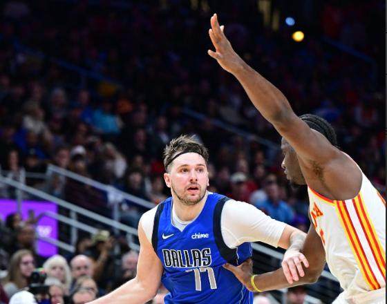 开云下载-东契奇73分一战刷爆13大纪录：致敬张伯伦追赶科比