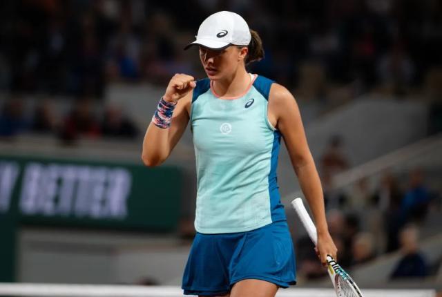 开云登录网址入口-卫冕冠军携三位前十首轮出局 谁能从下半区突围？